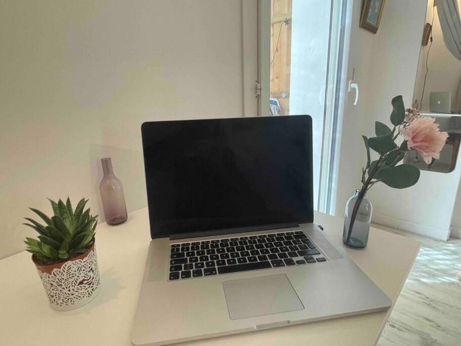Charming Studio To Venelles 10 Minutes From Aix Exterior foto